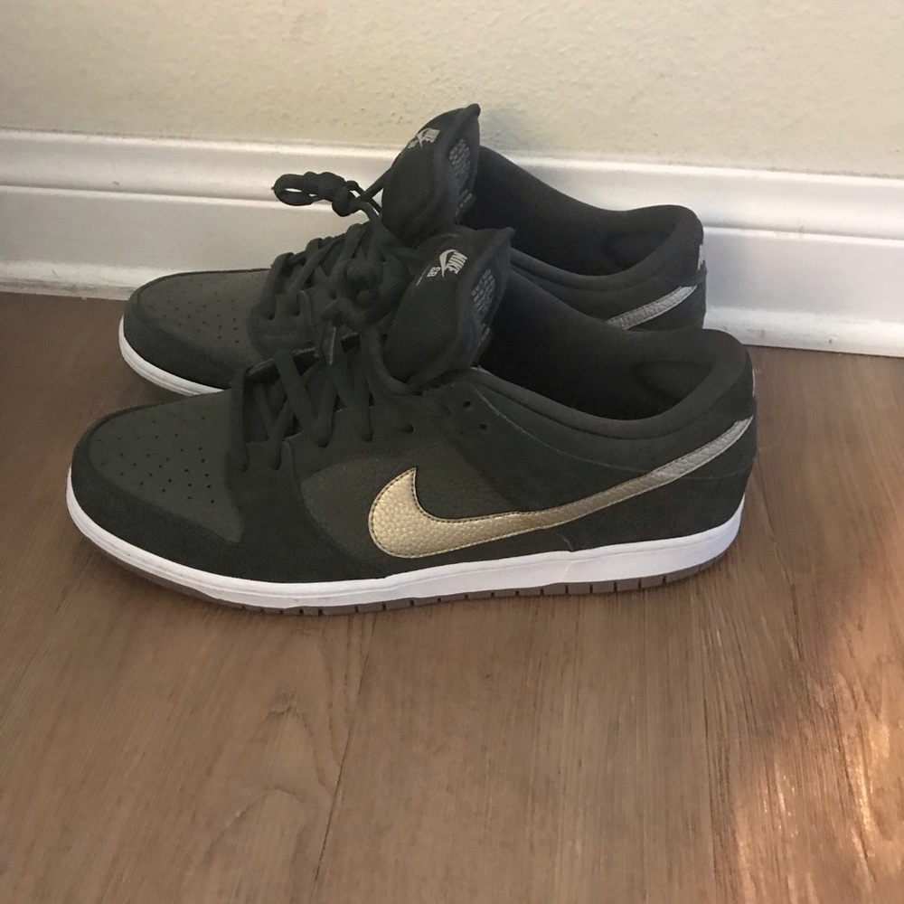 Size 15 Nike SB dunks